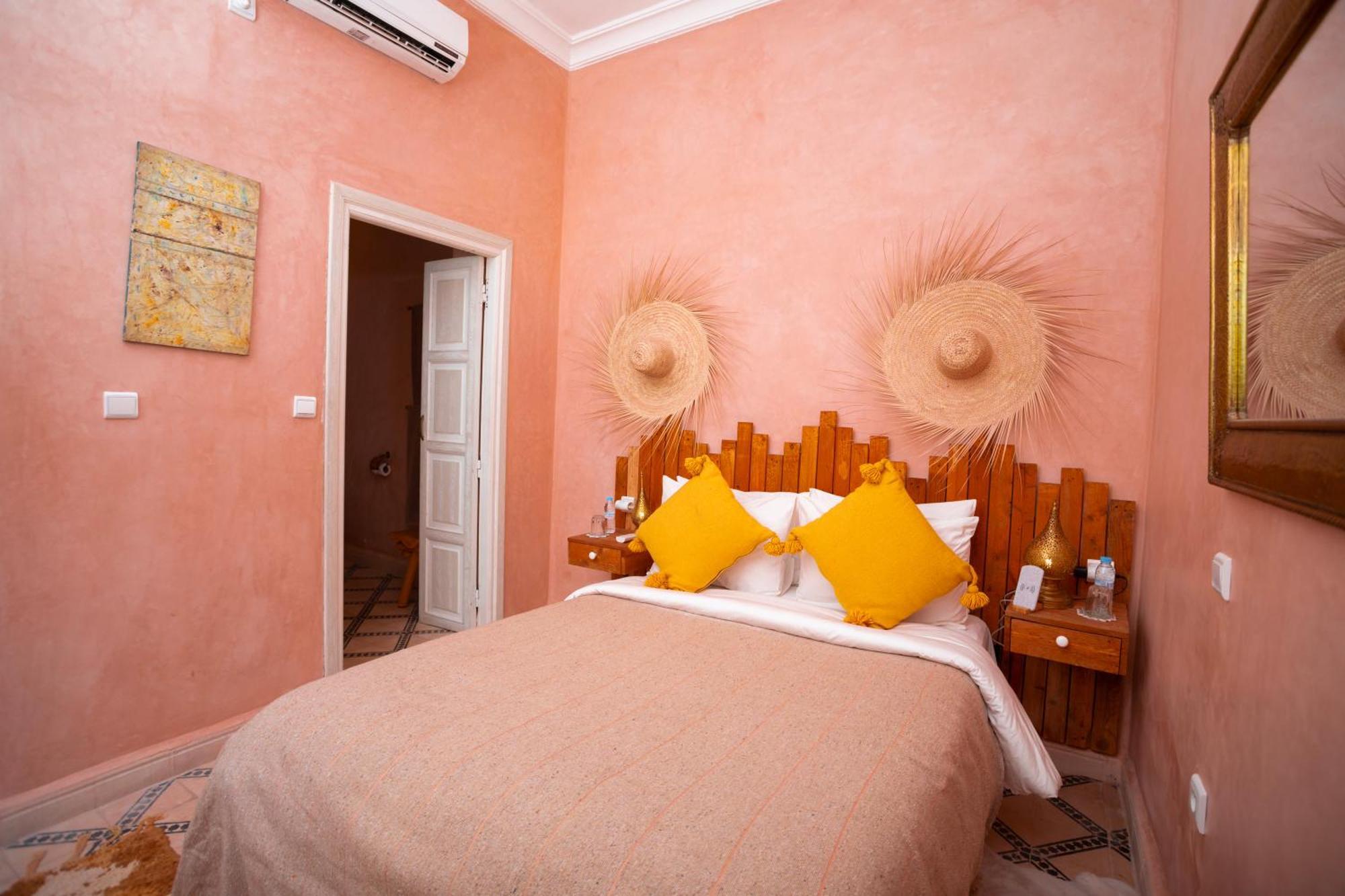 Riad Miss Caracal Marrakesh Bagian luar foto