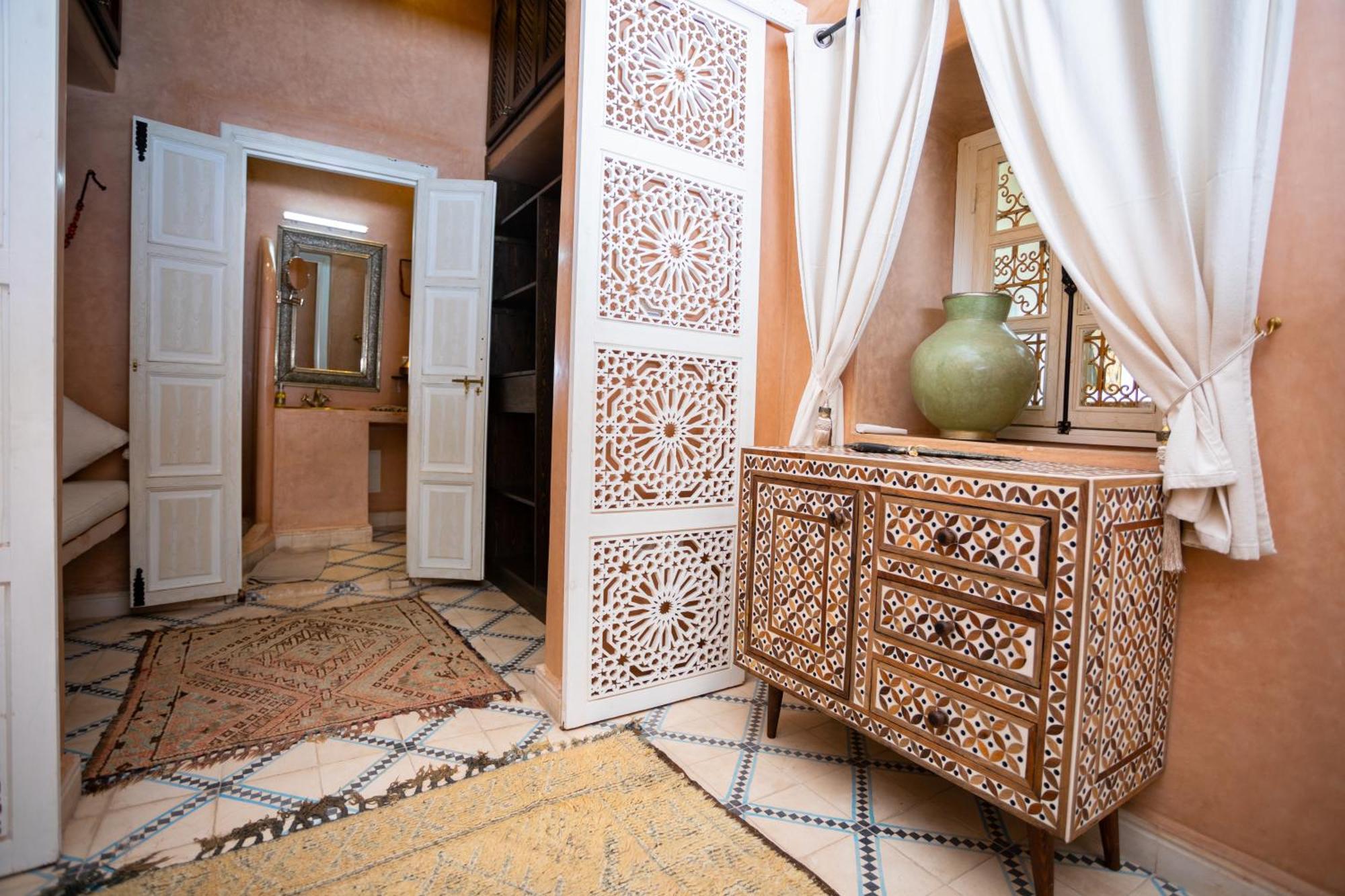Riad Miss Caracal Marrakesh Bagian luar foto